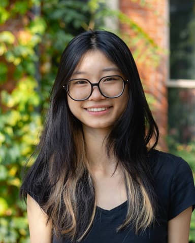 Photo of Jessica Tan